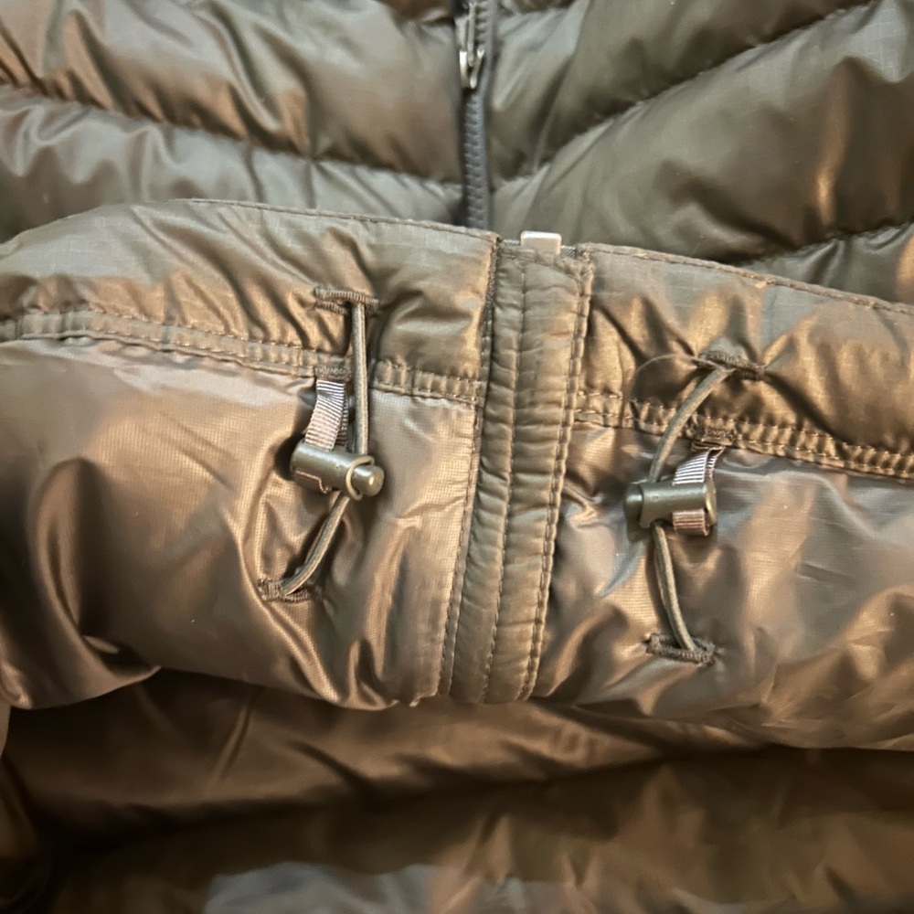 Patagonia Down Sweater - Picture 5 of 7